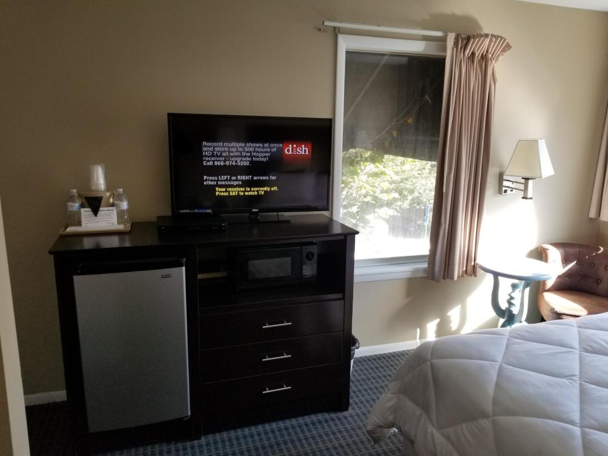 Mainstay Inn 피닉스빌 외부 사진